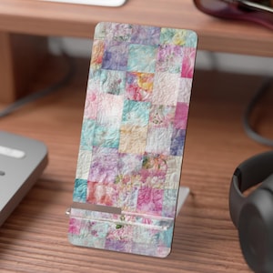 Smartphone Stand, Quilt Look, Pastel Quilted Pattern, Gift for Seamstress or Crafter, Phone Holder, Desk Organizer,Gift, Sewing