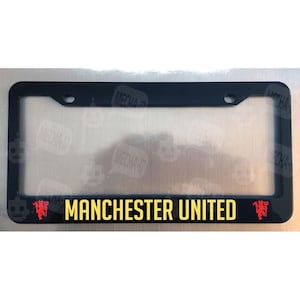 Ramka tablicy rejestracyjnej Manchester United w kolorze czarnym błyszczącym