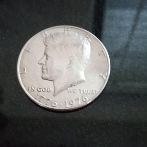 Vintage JOHN F KENNEDY 1776-1976 Half Dollar Coin No Mint Mark