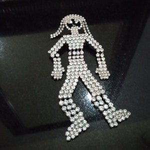 Vintage strass beweegbaar persoonsfiguur in beweging pin broche