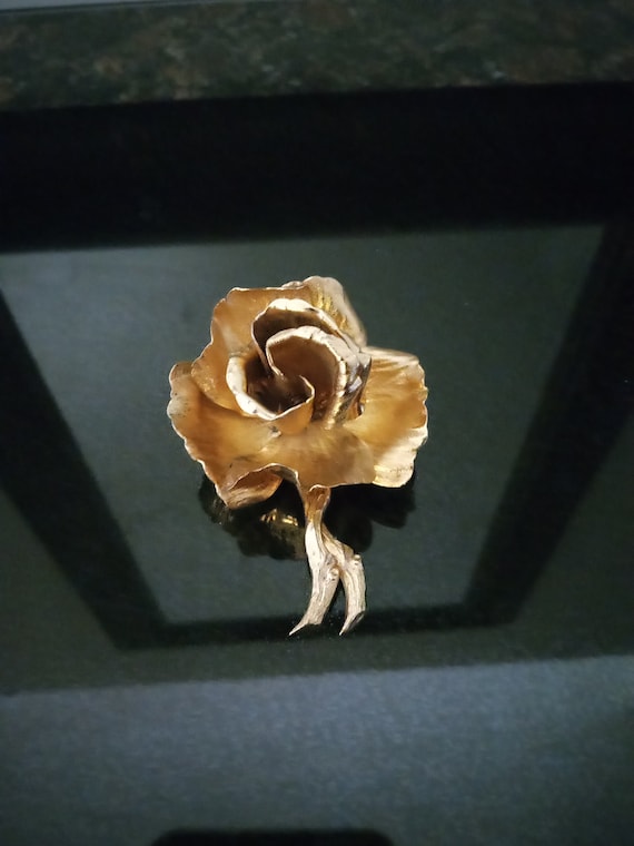 Vintage VALENZA Golden Single Rose Brooch