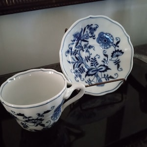 Vintage BLUE DANUBE Onion Design Cup And Saucer Set