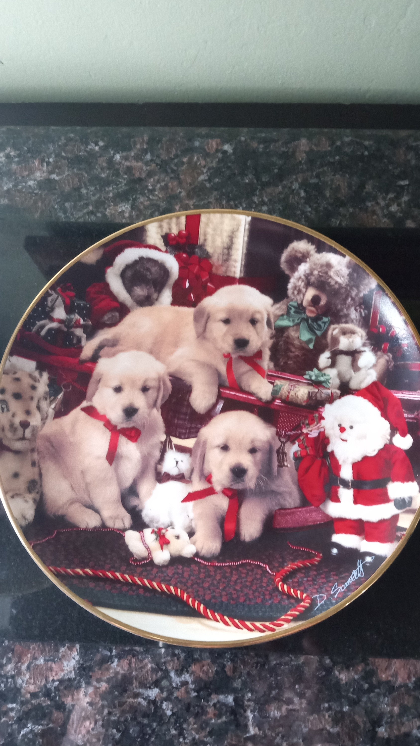 ロイヤルドルトン【Christmas Cheer】仔犬1995 Xmasプレート Vintage Royal Doulton CHRISTMAS CHEER by D. Scarlett - Etsy