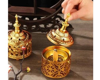 Luxury Arab Tower Style Hollow Out Metal Incense Burner Golden Tower Oil Burner Arab Style Censer Holder Golden Incense Burner