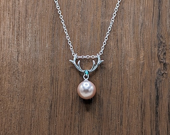 Antler Pendant with Freshwater Pearl