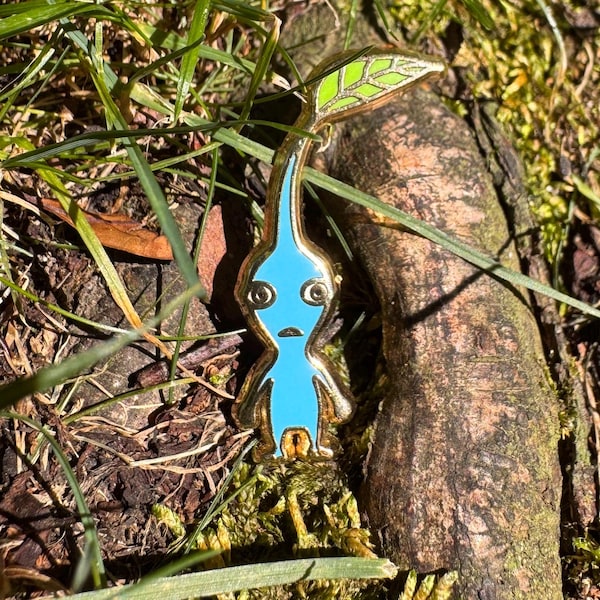 Blue Pikmin Enamel Pin 1.25”