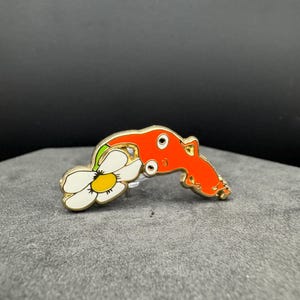 Red Pikmin Enamel Pin | 1.25 in
