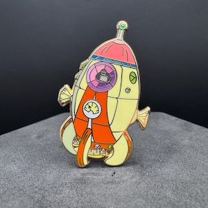 SS Dolphin Enamel Pin - Pikmin - 2 in