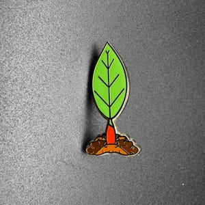 Pikmin Sprout Red Enamel Pin | 1.5 in