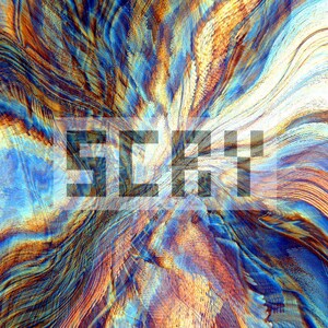Puede incluir: Arte digital abstracto con un patr&oacute;n ondulado y arremolinado en tonos de azul, naranja y marr&oacute;n. La palabra "SCARY" est&aacute; superpuesta en una fuente pixelada. El efecto general es un dise&ntilde;o vibrante y texturizado.