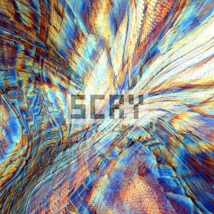 Puede incluir: Arte digital abstracto con un dise&ntilde;o texturizado. La obra de arte presenta una mezcla de tonos azules, naranjas y amarillos, con la palabra "SCRV" en el centro. La imagen tiene una apariencia din&aacute;mica y fluida.