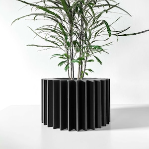 Indoor Planter Pot Tuno with Drainage and Drip Tray