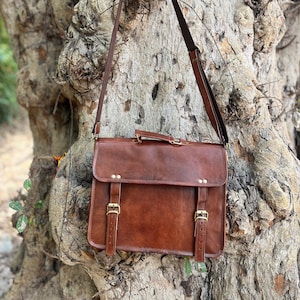 18-Inch Handmade Leather Messenger Bag for Laptop | Full Grain Leather Satchel