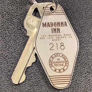Madonna Inn Keychain – Room 218 Caveman Room Key Fob – Retro Motel Gift – Stainless Steel Tag – Iconic California Souvenir