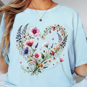 Comfort Colors®Flower Shirt Aesthetic, Floral Graphic Tee, Floral Shirt, Flower Tshirt,Wild Flower Shirt,Wildflower Tshirt,Gift for Gardener