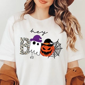 Hey Boo Halloween Shirt for Women, Cute Halloween T-Shirts for Women, Cute Teacher Halloween T-Shirts, Mom Halloween T-Shirts, Halloween Tee