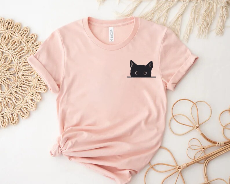 Black Cat Shirt, Gift for Cats Lover, Cat Mom Shirts, Cat Shirt Women, Cat Shirt Kids, Cat Shirt, Cute Kitty Tee, Kitten T-shirt, Pet Shirt bild 2