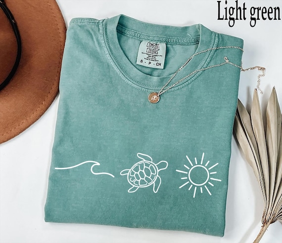 Comfort Colors® Minimalist Sea Turtle Shirt, Coastal Aesthetic Beach Tee, Ocean Nature Lover Gift, Marine Biology Apparel, Trendy Surf Top