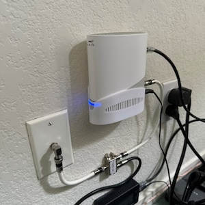 Wall Mount Bracket Compatible with Arris Surfboard S33/S34 (Modem Not Included)