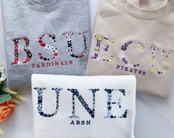 Sweat à capuche brodé lettre floral Flower Letter College University Sweat-shirt brodé à col rond Sweat-shirt lycée, cadeau sororité