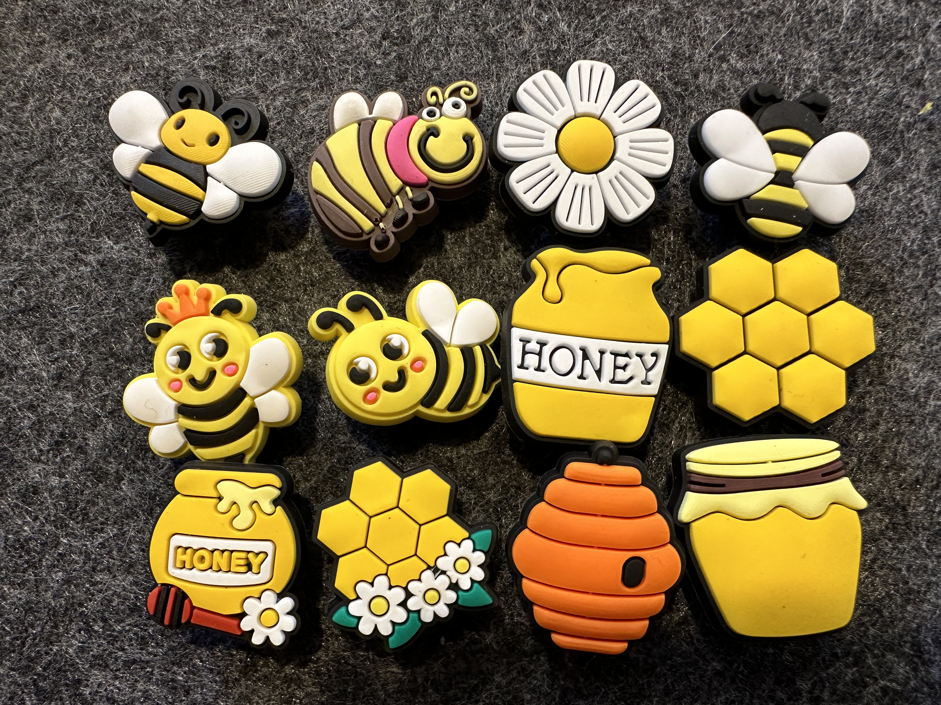 Bee jibbitz sales
