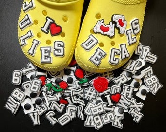 Black & White Alphabet Shoe Charms: DIY PVC Shoe Decoration