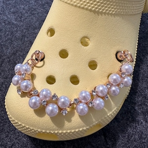 Pearl Rhinestone Shoe Chain: DIY Shoe Charms