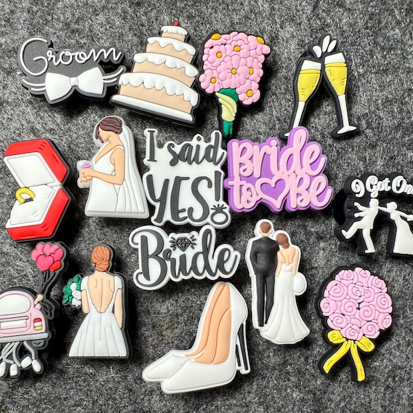 Wedding Shoe Charms: Bride & Groom PVC Croc Decoration