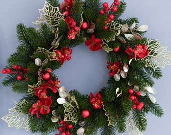 Red Berries Christmas Wreath – Front Door Wreath, Winter Wall Decor, Festive Christmas Decorations, Holiday Door Décor