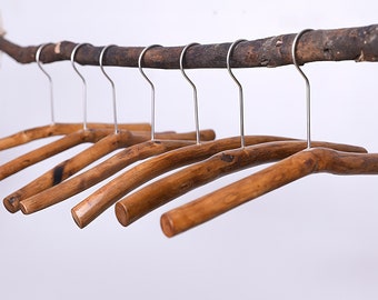 Natural Solid wood hangers,Farmhouse Brown Branch Clothes Hangers with 360 Swivel Hook