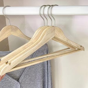 Durable Wooden Hangers 5/10 /20 Pack ,Natural Coat Hanger, Suit Hangers with Degree Rotatable Hook,Wood Hangers with Shoulder Grooves