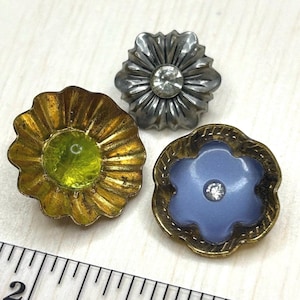 Vintage + Antique Buttons