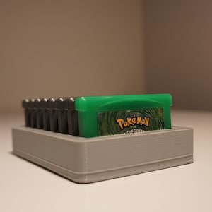 GBA カートリッジ ホルダー、ゲームボーイ アドバンス カートリッジ スタンド、GBA カートリッジ スタンド、ゲームボーイ ゲーム ホルダー、最大 8 個のカートリッジを保持 (STL ファイルのみ)