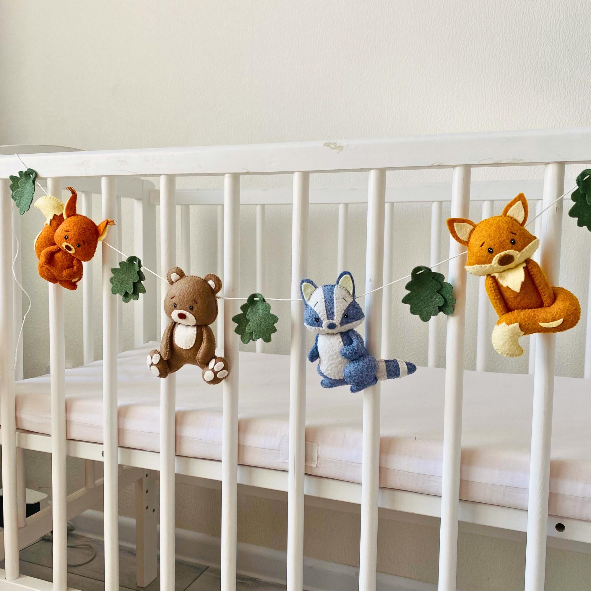 Woodland Animals Felt Garland Banner, Teddy Bear, Fox, Raccoon, Squirrel, Forest Garland, Woodland Nursery, Felt Decor