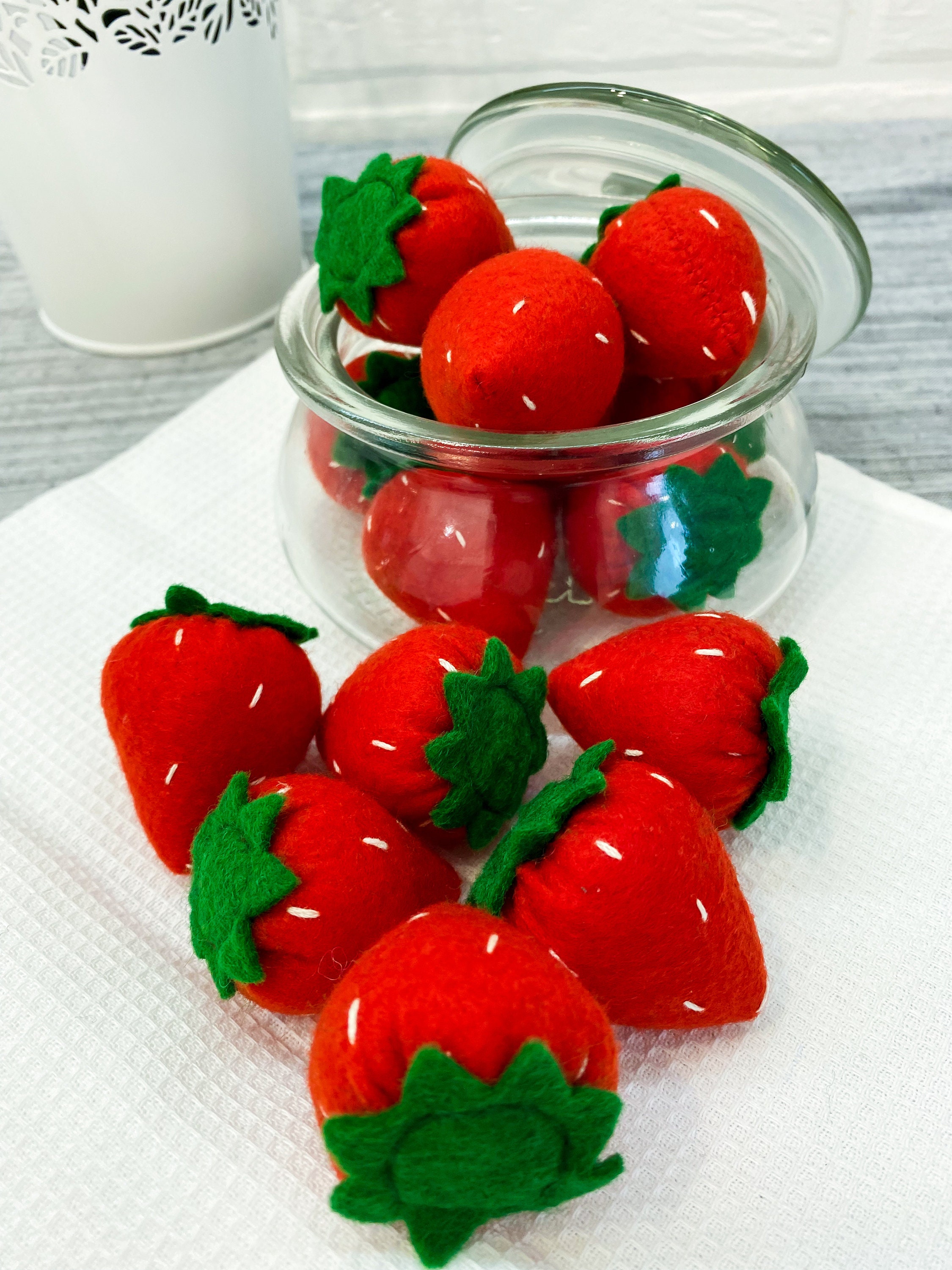 Felt Strawberry Pattern, Felt Play Food, DIY Felt Food Template for ...
