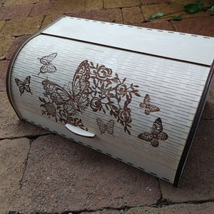 Boîte à pain. Fichiers découpés au laser SVG, fichier laser DXF CDR Glowforge plans vectoriels, modèle cnc, fichier de routeur cnc découpé au laser découpé au laser