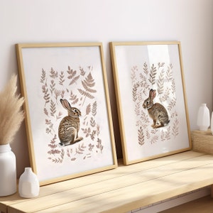 Bunnies in a Field 2-teiliges Set Wandkunst Leinwand oder Poster, Vintage Kaninchen Kunstdruck, Kinderzimmer Wandkunst, Woodland Botanical Bunny Print