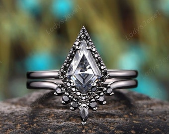 Black Gold Kite Cut Gray Moissanite Halo Engagement Ring Set, Witchy Rhodium Black Promise Ring, Gothic Black Wedding Ring Anniversary Gift