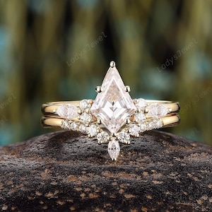 Vintage Kite Cut Moissanite and Diamond Engagement Ring Set, V Shape 14K 18K Yellow Gold Bridal Set, Unique Promise Anniversary Ring Gift