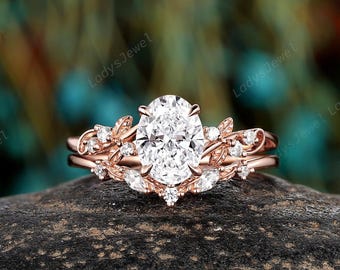 ペアシェイプカットのラボグロウンダイヤモンド婚約指輪 14Kローズ