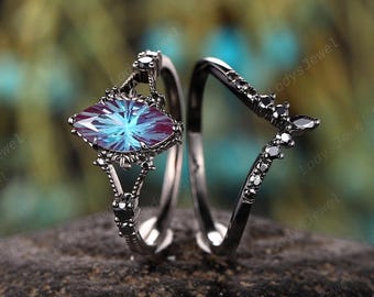 Firework Cut Marquise Alexandrite Engagement Ring Set 14K Black Gold June Birthstone Anniversary Rings Gothic Milgrain Witchy Wedding Rings