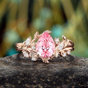 Padparadscha Pink Sapphire Engagement Ring Set 14K Rose Gold Pear Cut Girly Pink Sapphire Bridal Set Twig Leaf Floral Wedding Ring for Women