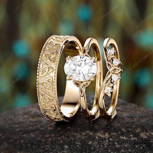 Oval Cut Moissanite His and Hers Wedding Band Celtic Knot Crescent Couple Promise Ring Set 14K Yellow Gold Engagement Ring Gift for Couples