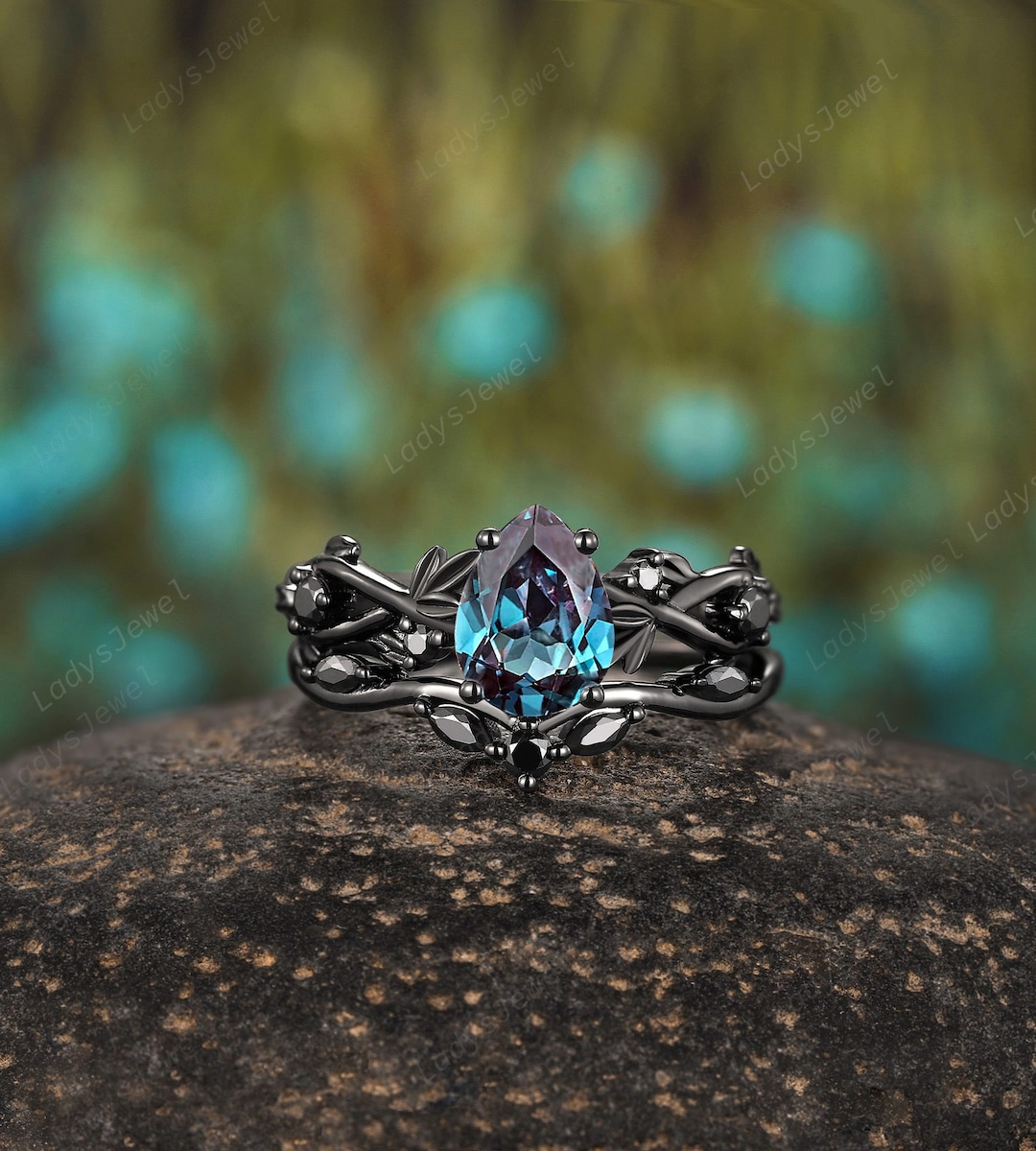 Gothic Pear Cut Alexandrite Engagement Ring Set Vintage June