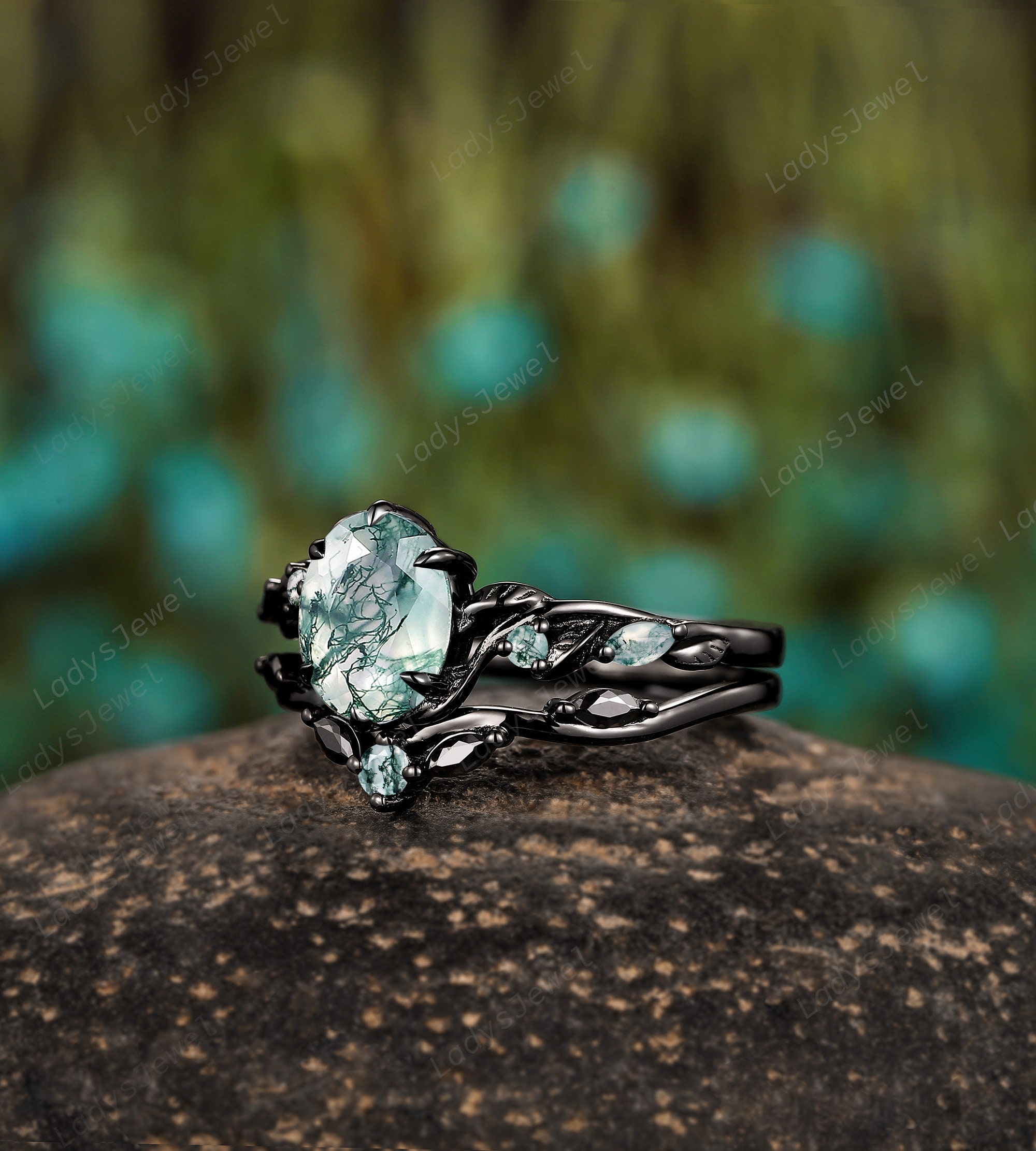 Gothic Moss Agate Engagement Ring Set Natural Oval Cut Green Agate