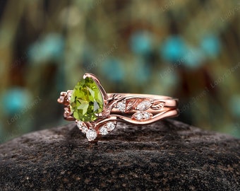 Vintage Pear Shape Peridot Engagement Ring Set, Twig Branch