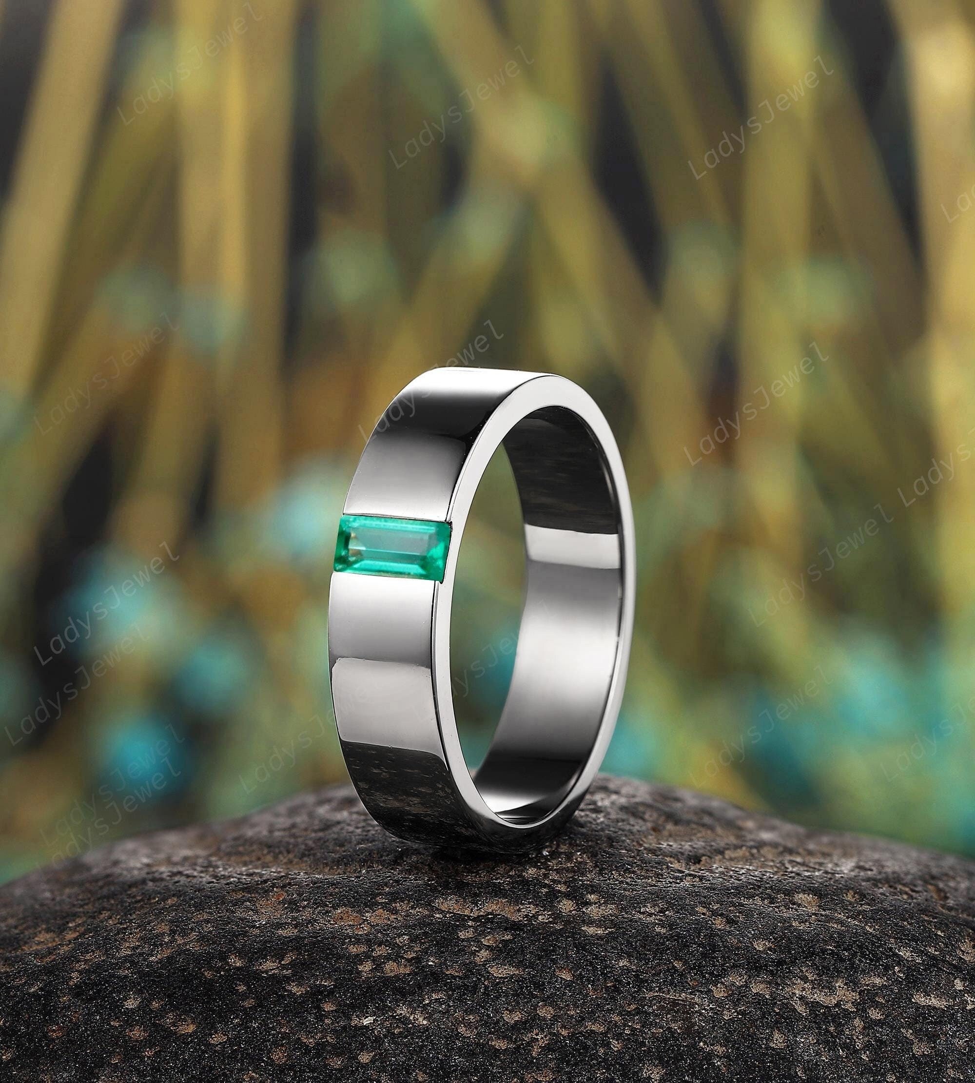 Gothic Baguette Cut Emerald Men's Wedding Band Vintage Solitaire 5mm Rhodium Black Gold Engagement Band Stacking Matching Promise Band Gift