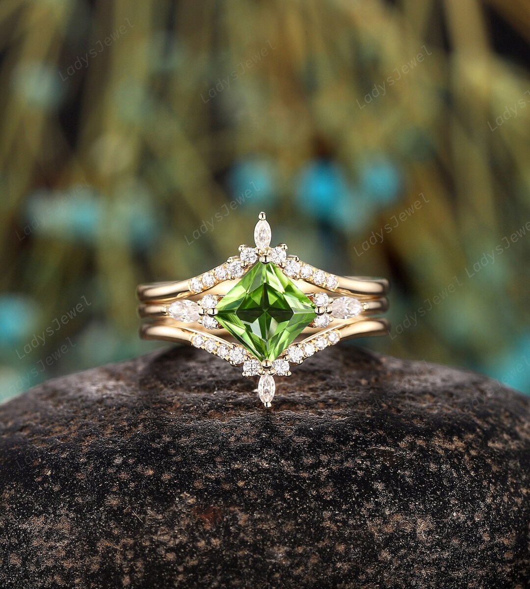 Princess Cut Peridot Wedding Ring With Ring Guard Spacer, 18K Yellow ...