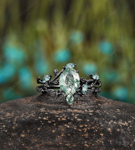 Natural Moss Agate Engagement Ring Set Gothic Oval Cut Green Agate