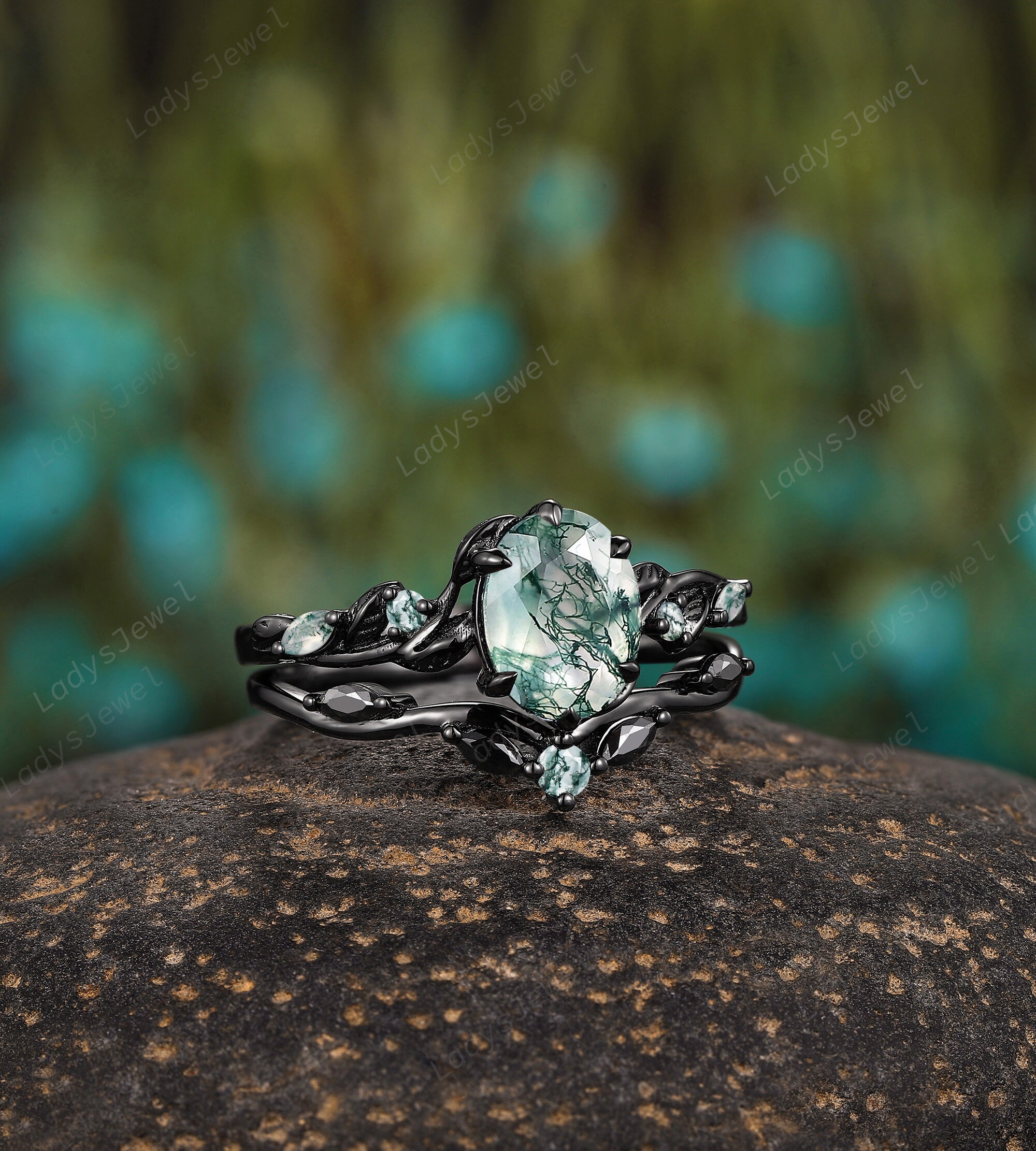 Gothic Moss Agate Engagement Ring Set Natural Oval Cut Green Agate